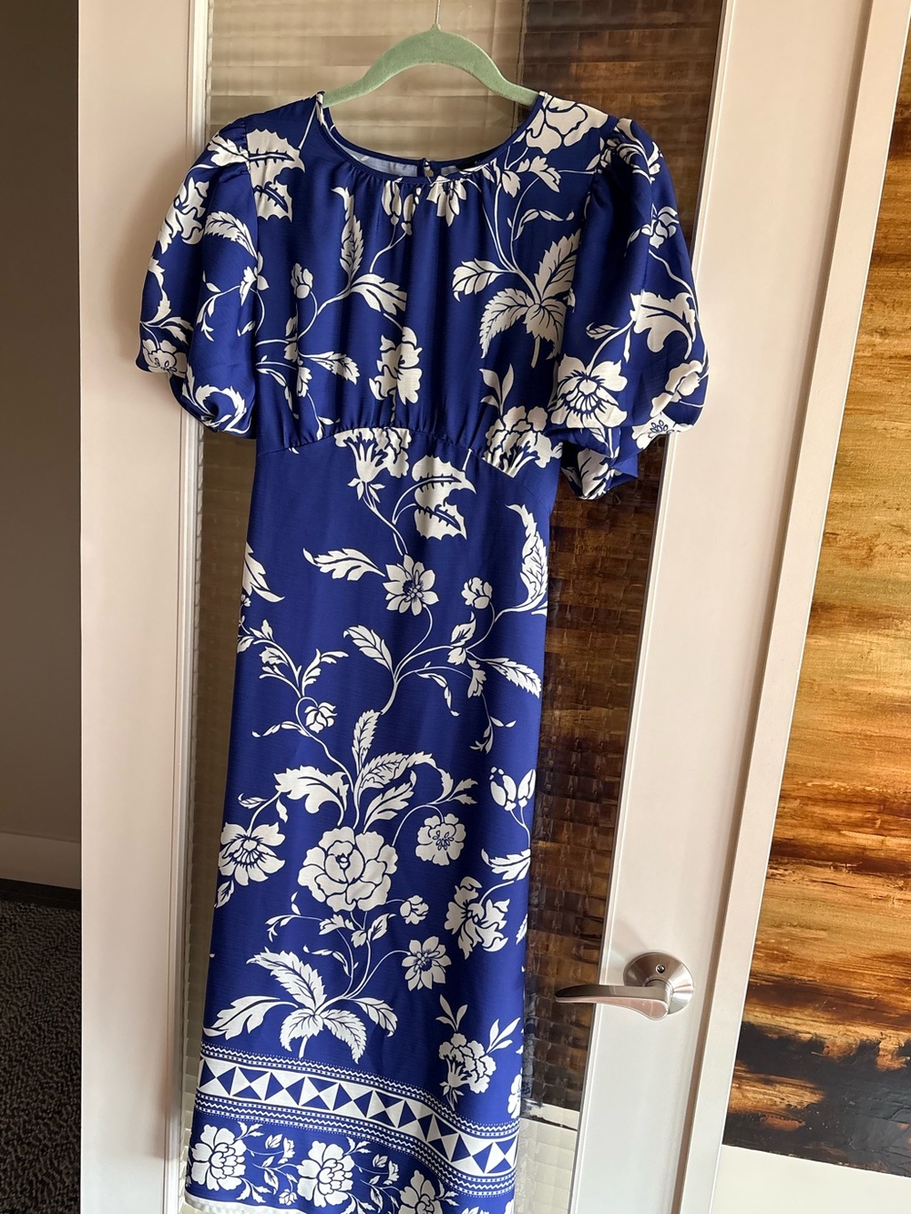 Blue & White Floral Puff Sleeve Midi Dress